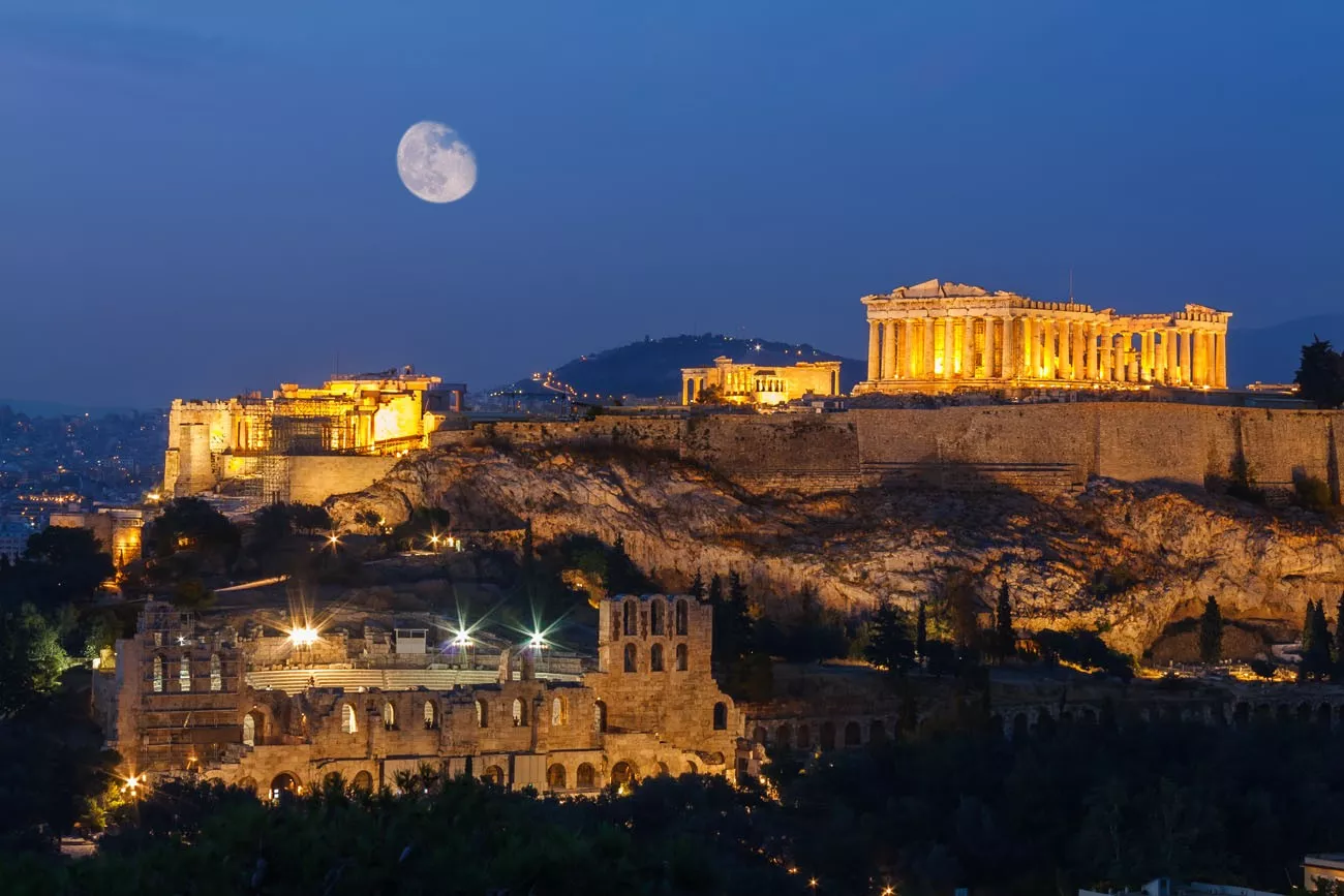 parthenon-e-herodium-construcao-no-acropolis-hill-em-atenas
