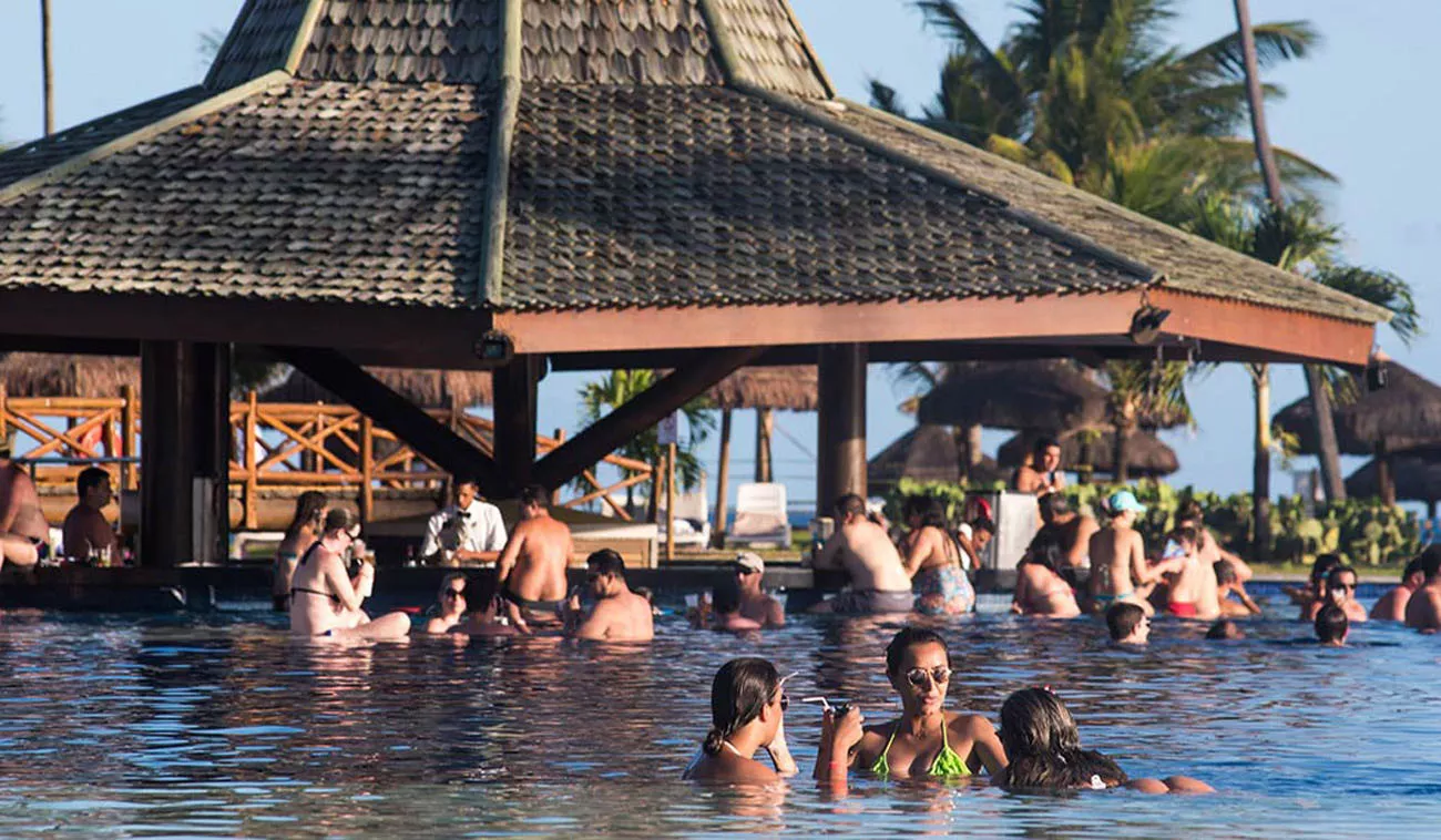 Bar Molhado Vila Gale Mares