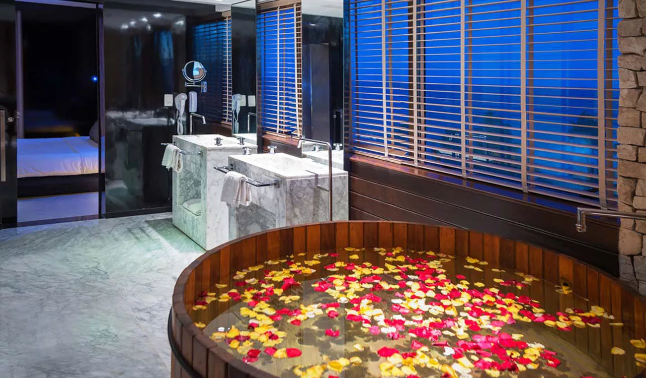 Apartamento Suite des Arts com Ofuro - Ritz Lagoa da Anta