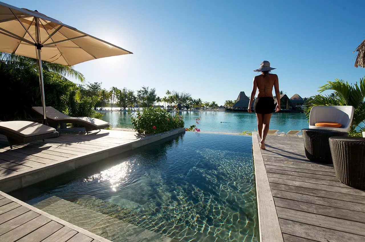 Manava Moorea e Le Meridien Bora Bora
