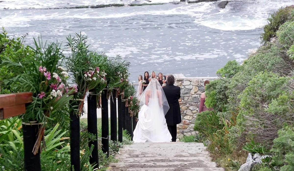 Elopement Wedding no The Marine