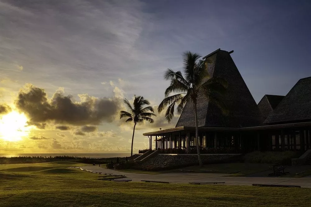 Elopement Wedding no InterContinental Fiji Golf Resort & Spa