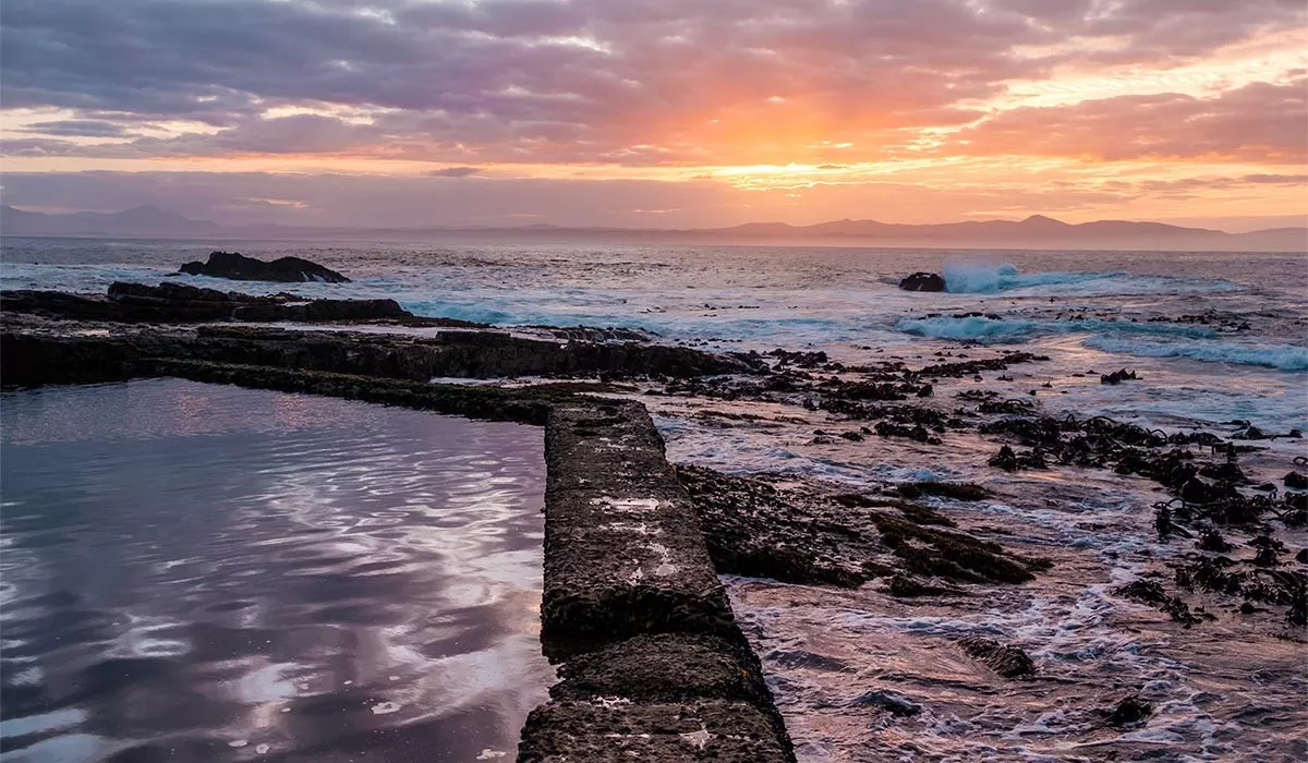 Elopement Wedding no The Marine