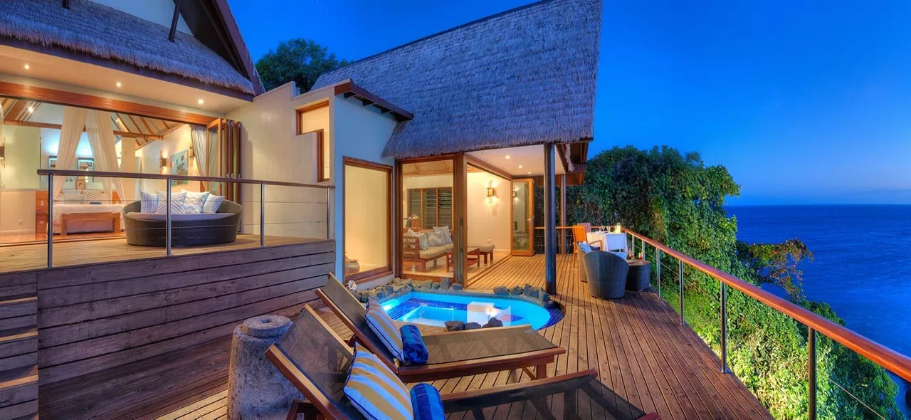 Elopement Wedding no Royal Davui Island Resort