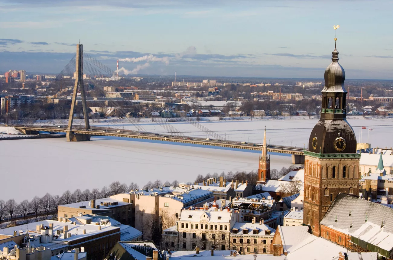 Finlândia, Suécia, Letônia, Estônia e Russia 