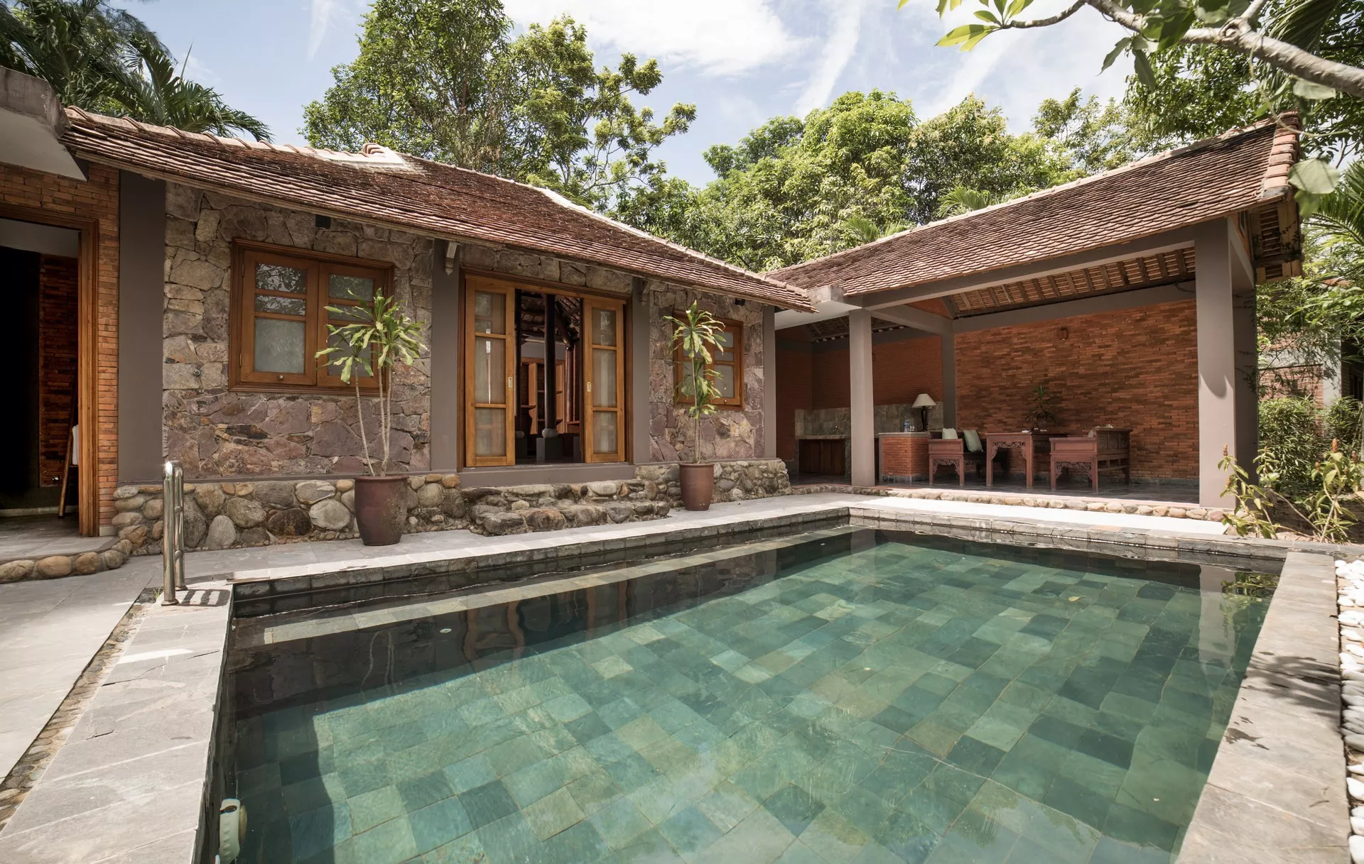 Camboja e Vietnã Exóticos by Collection