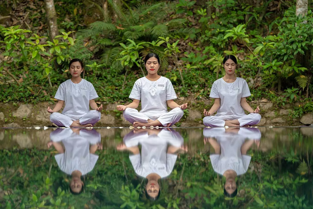 Camboja e Vietnã Exóticos by Collection