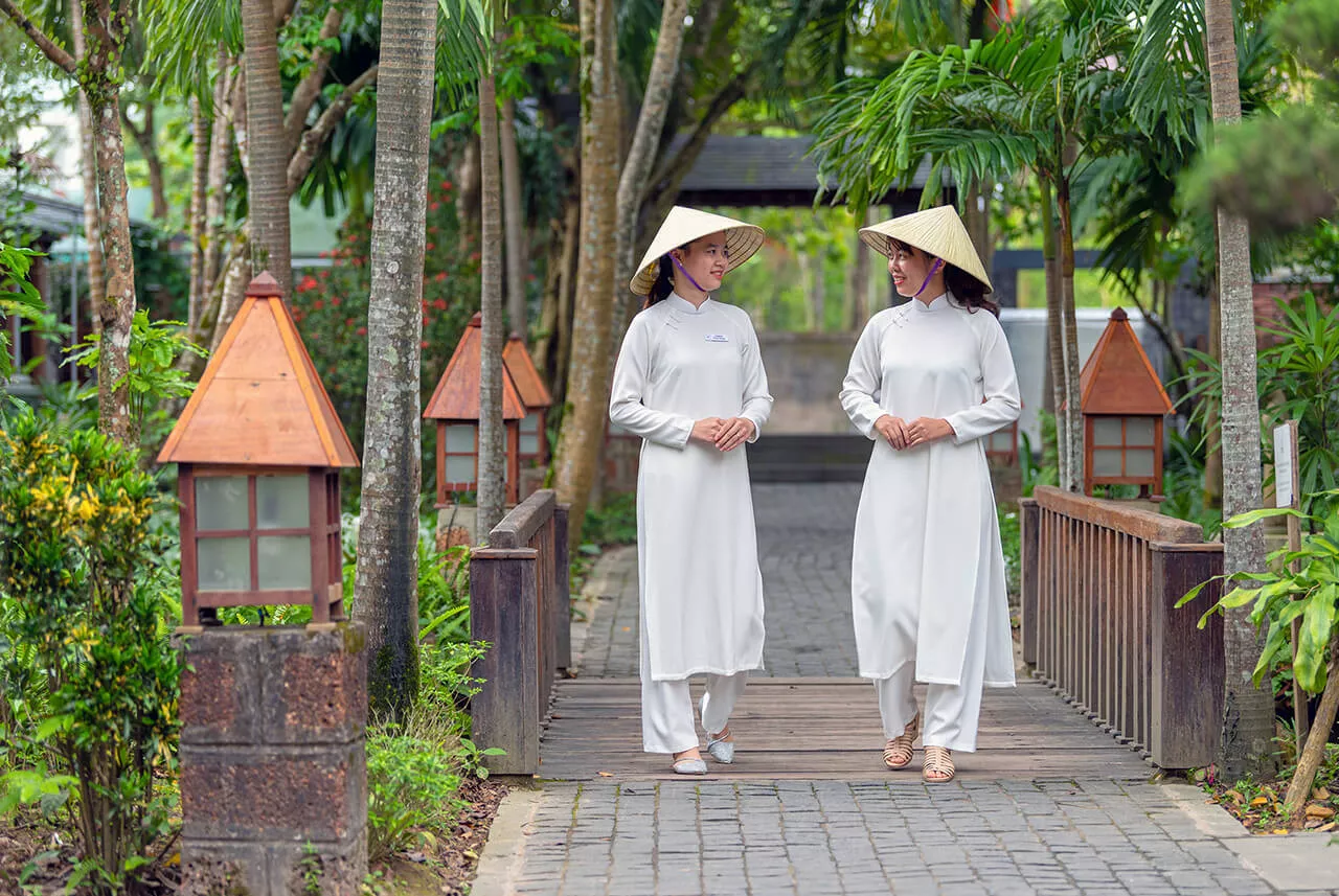 Camboja e Vietnã Exóticos by Collection