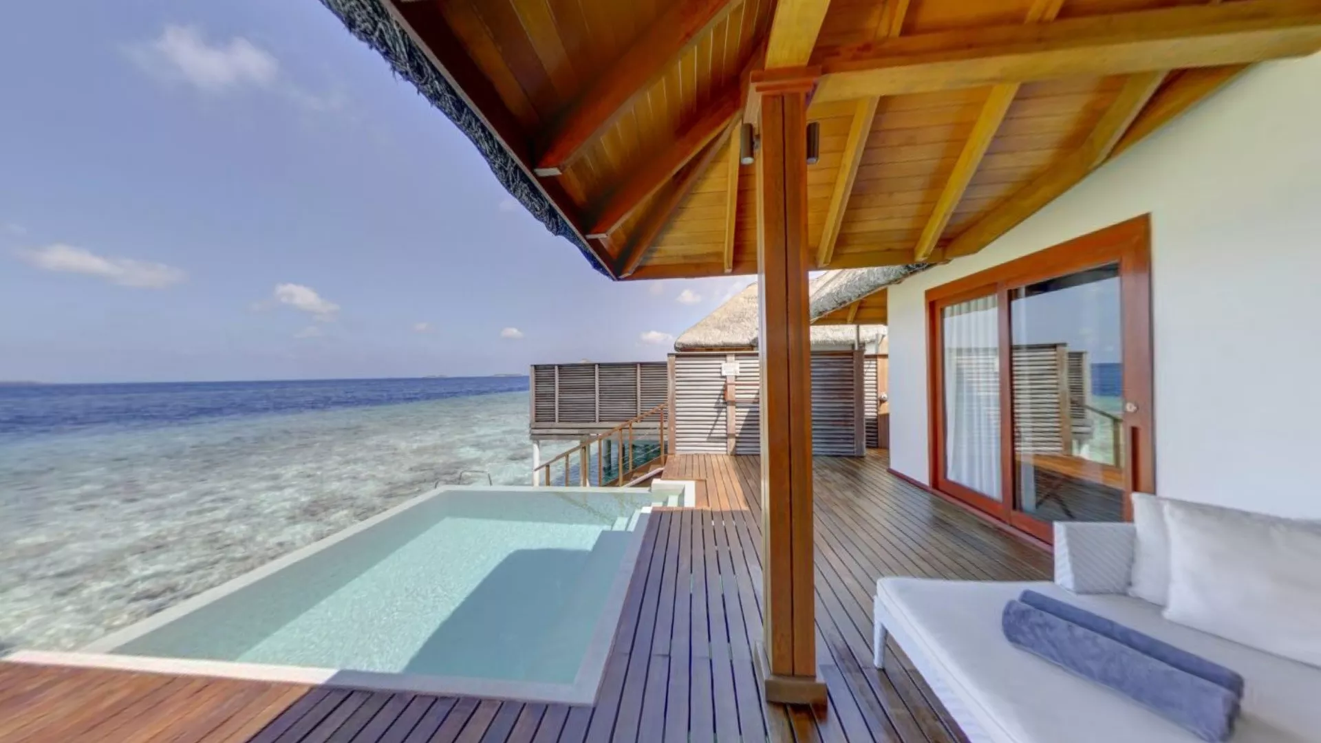 Dusit Thani Maldives