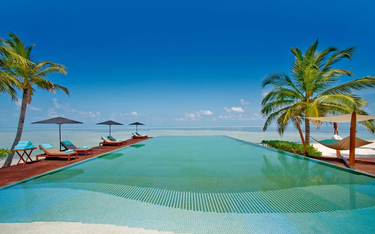 LUX* South Ari Atoll