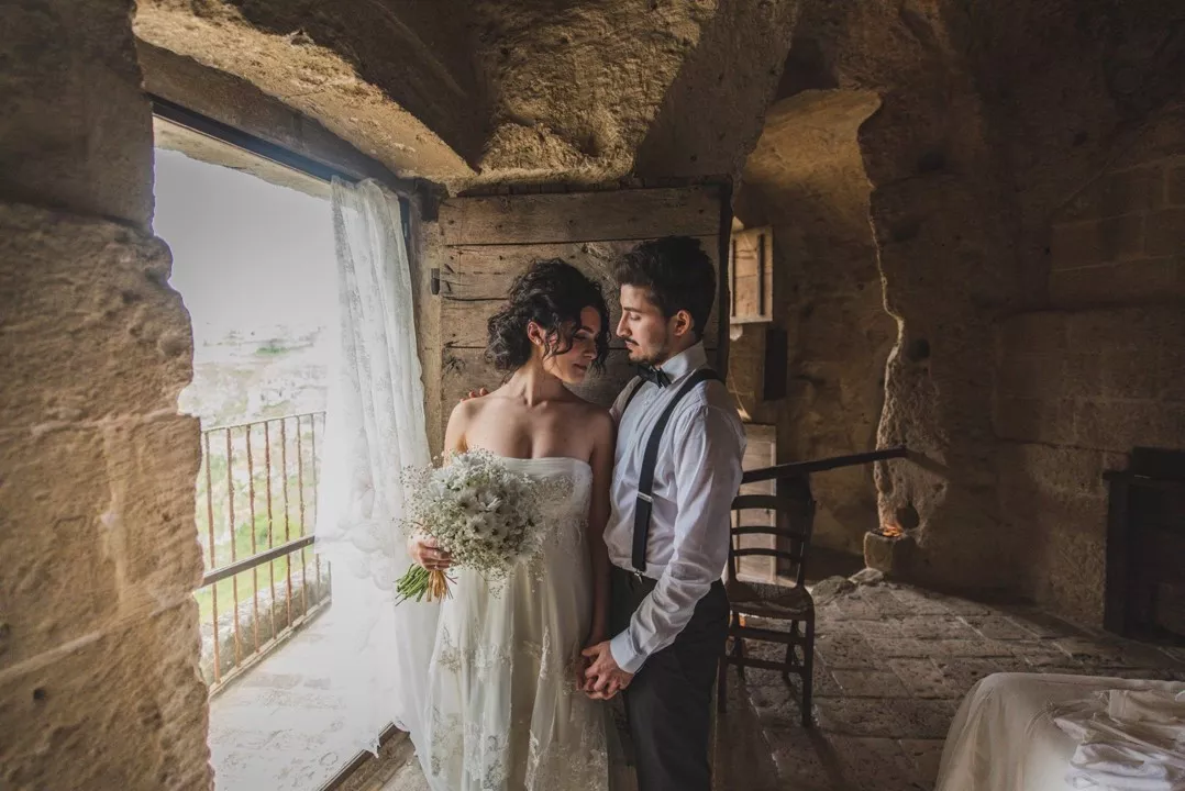 Elopement Wedding no Le Grotte Della Civita em Matera 
