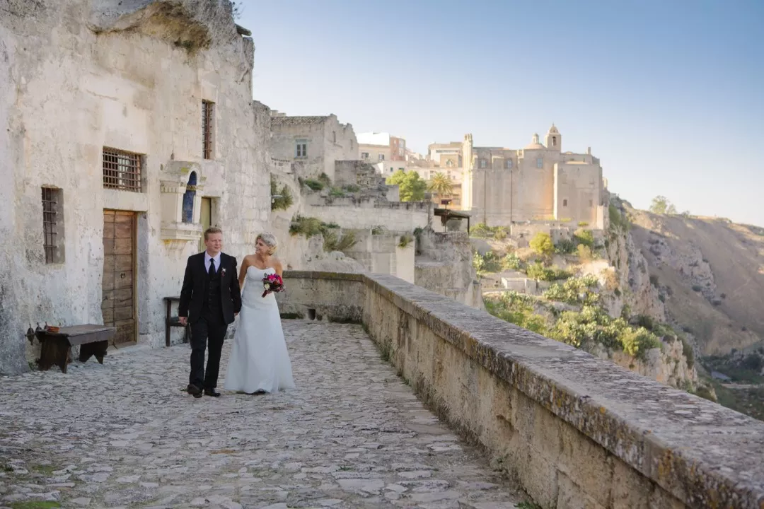 Elopement Wedding no Le Grotte Della Civita em Matera 