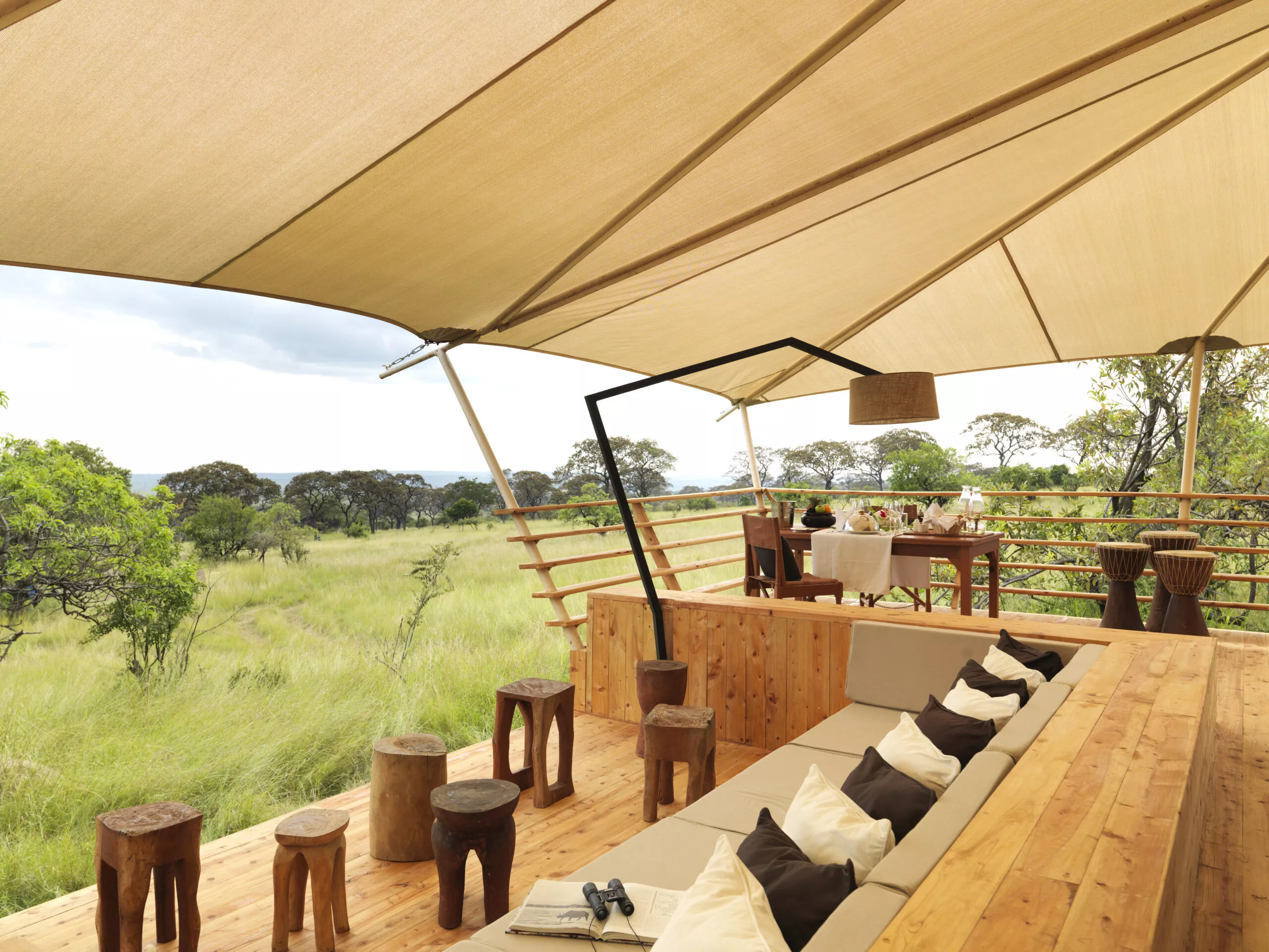 Arusha, Bushtops & Essque Zalu