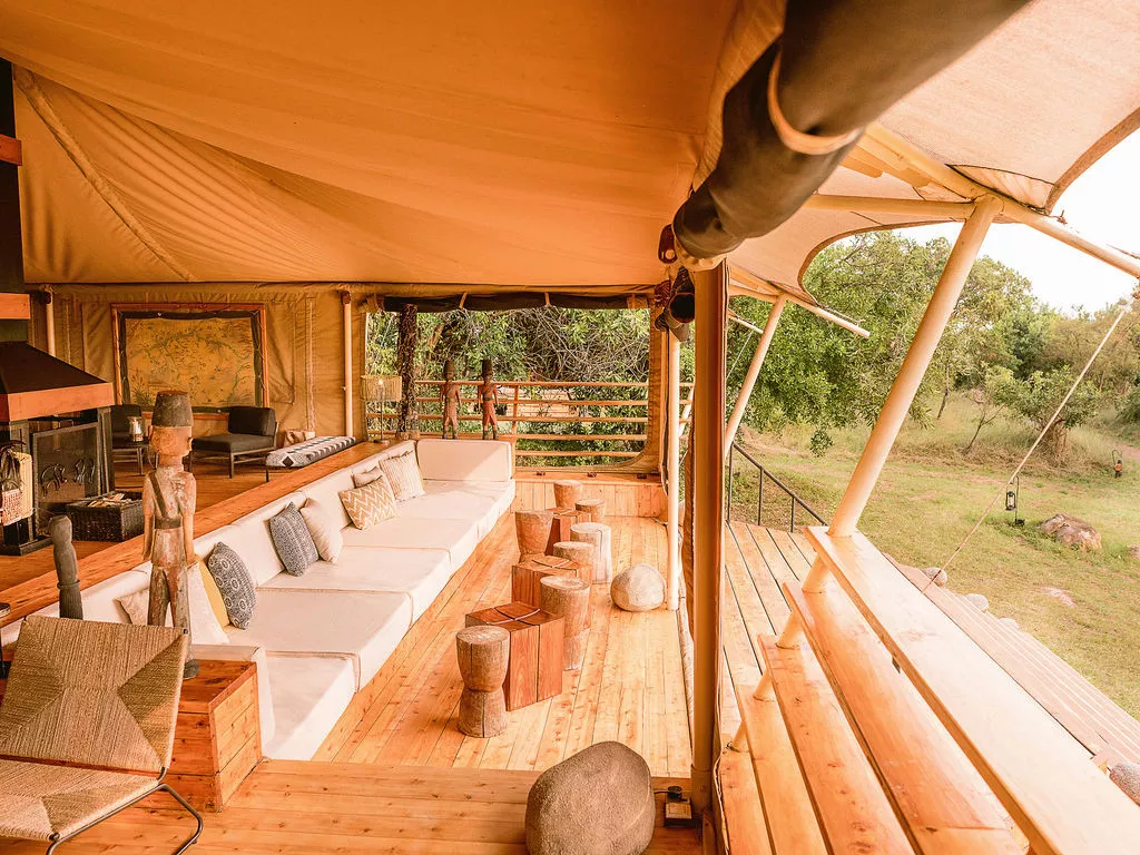 Arusha, Bushtops & Essque Zalu