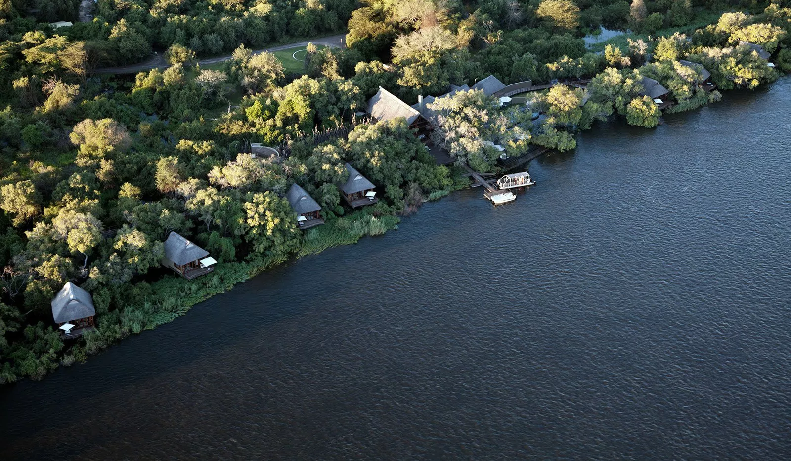 Royal Chundu River Lodge e Victoria Falls