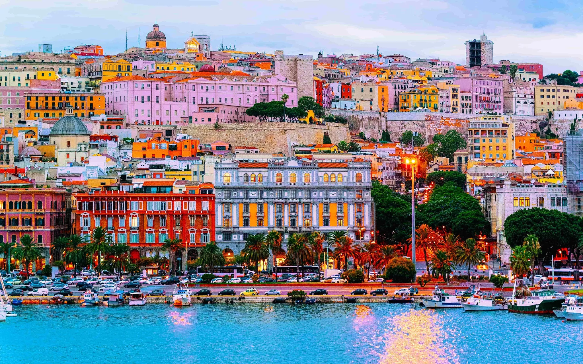 Baia em Cagliari, na Sardenha, Itália