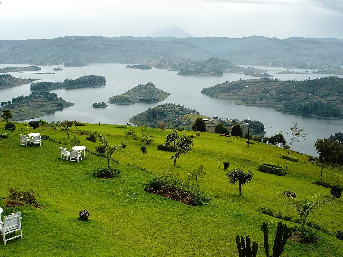Volcanoes Bwindi Lodge