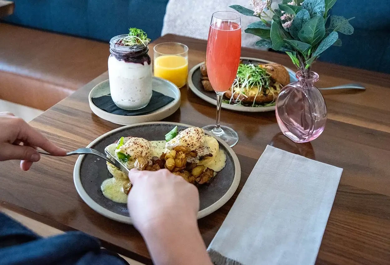 canada-hotel=refeição