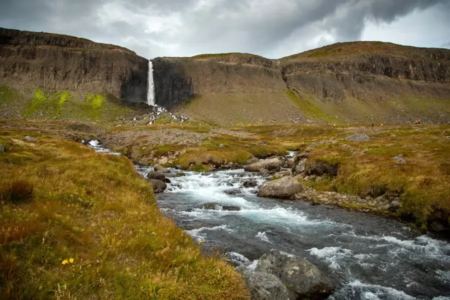 groenlandia-islandia-cachoeira