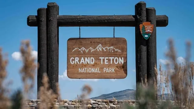 grand-teton-plaque