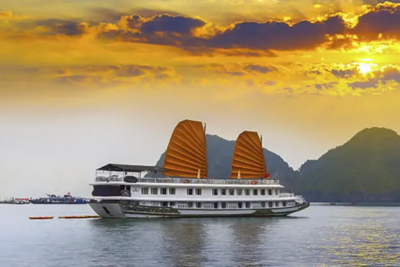 vietna-luxury-escape-banner