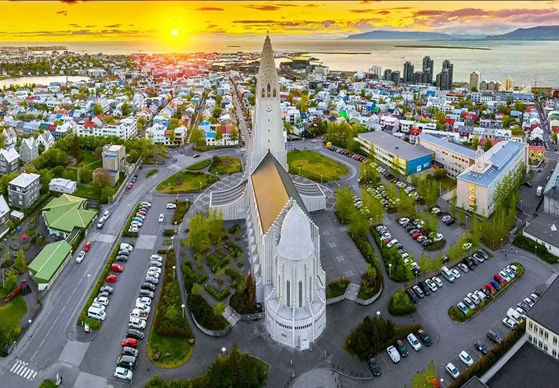 iceland-reykjavic-hallgrimskirkja