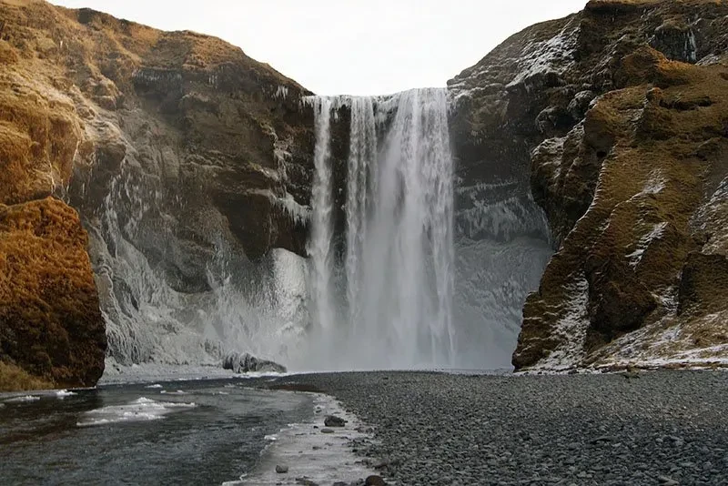 islandia-skogarfoss-2