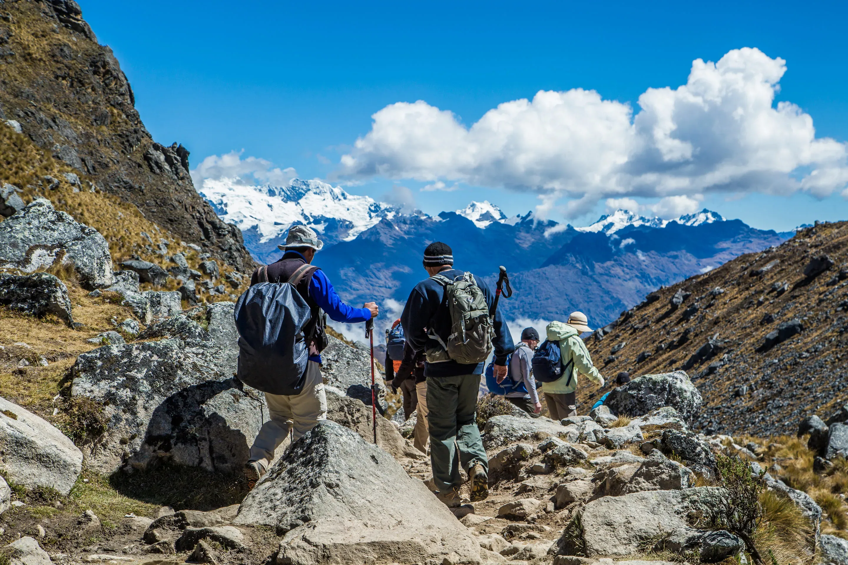 Descendo do pico da Trilha Salkantay