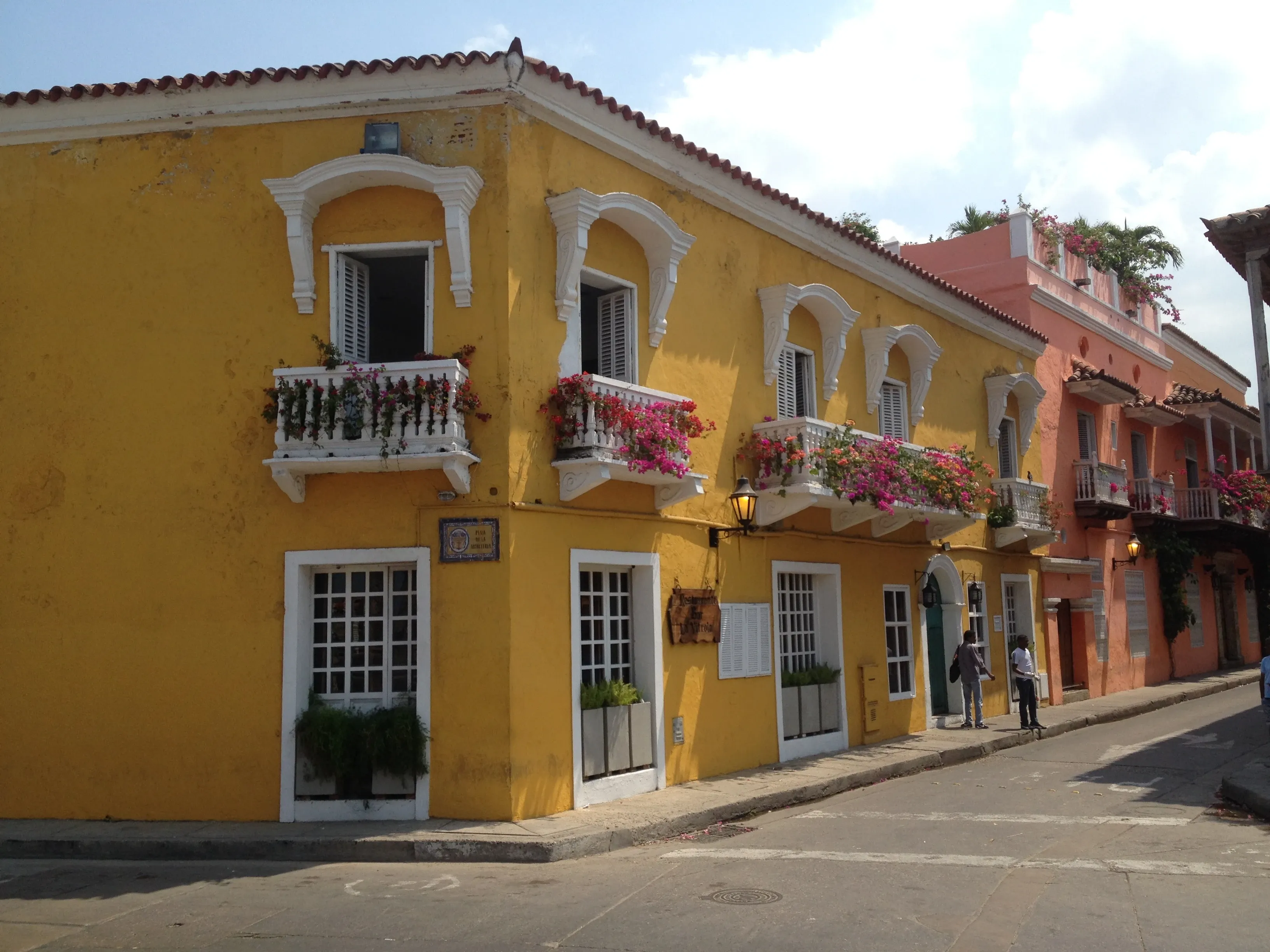 casas coloridas em cartagena das indias