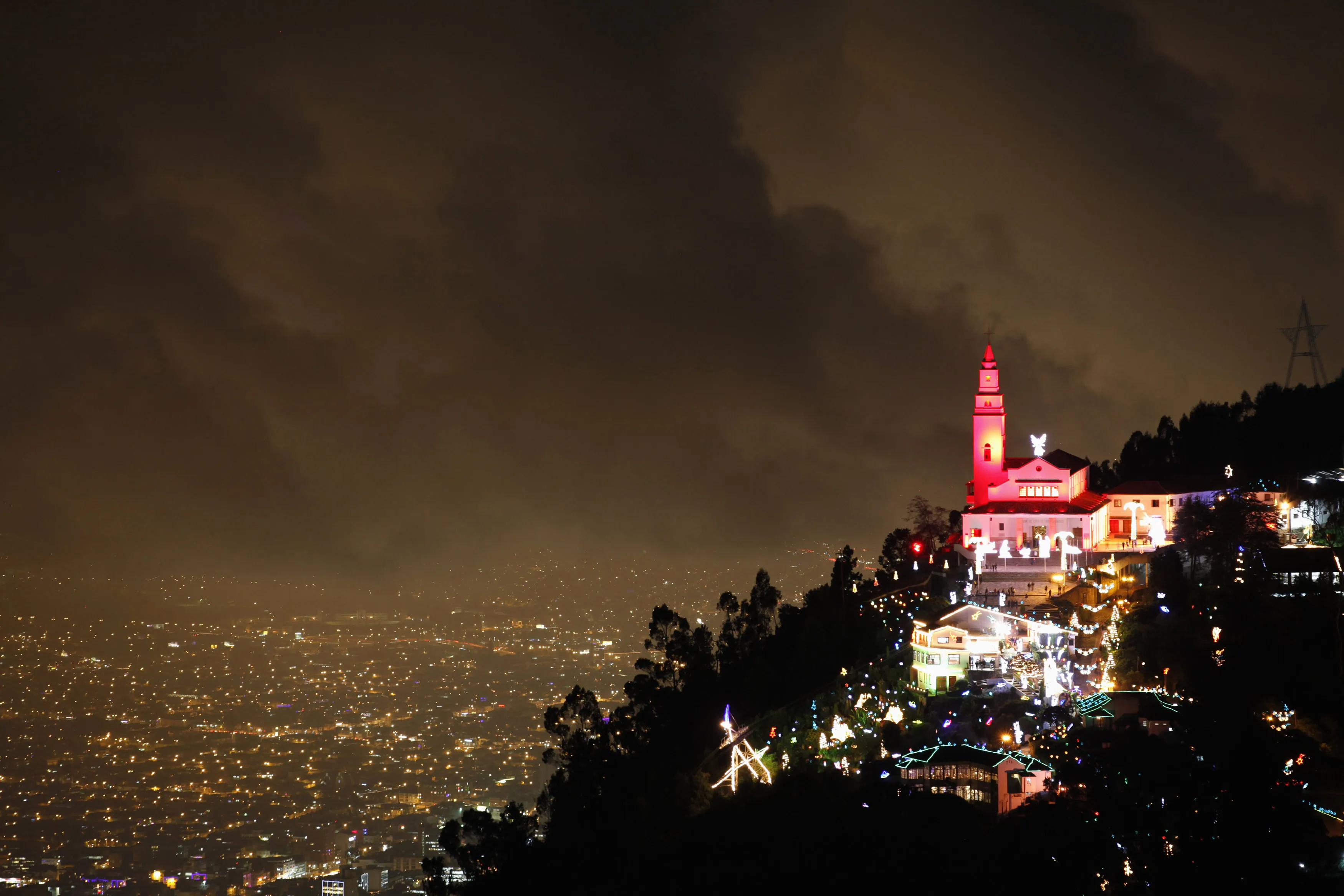 vista panoramica de bogota a noite