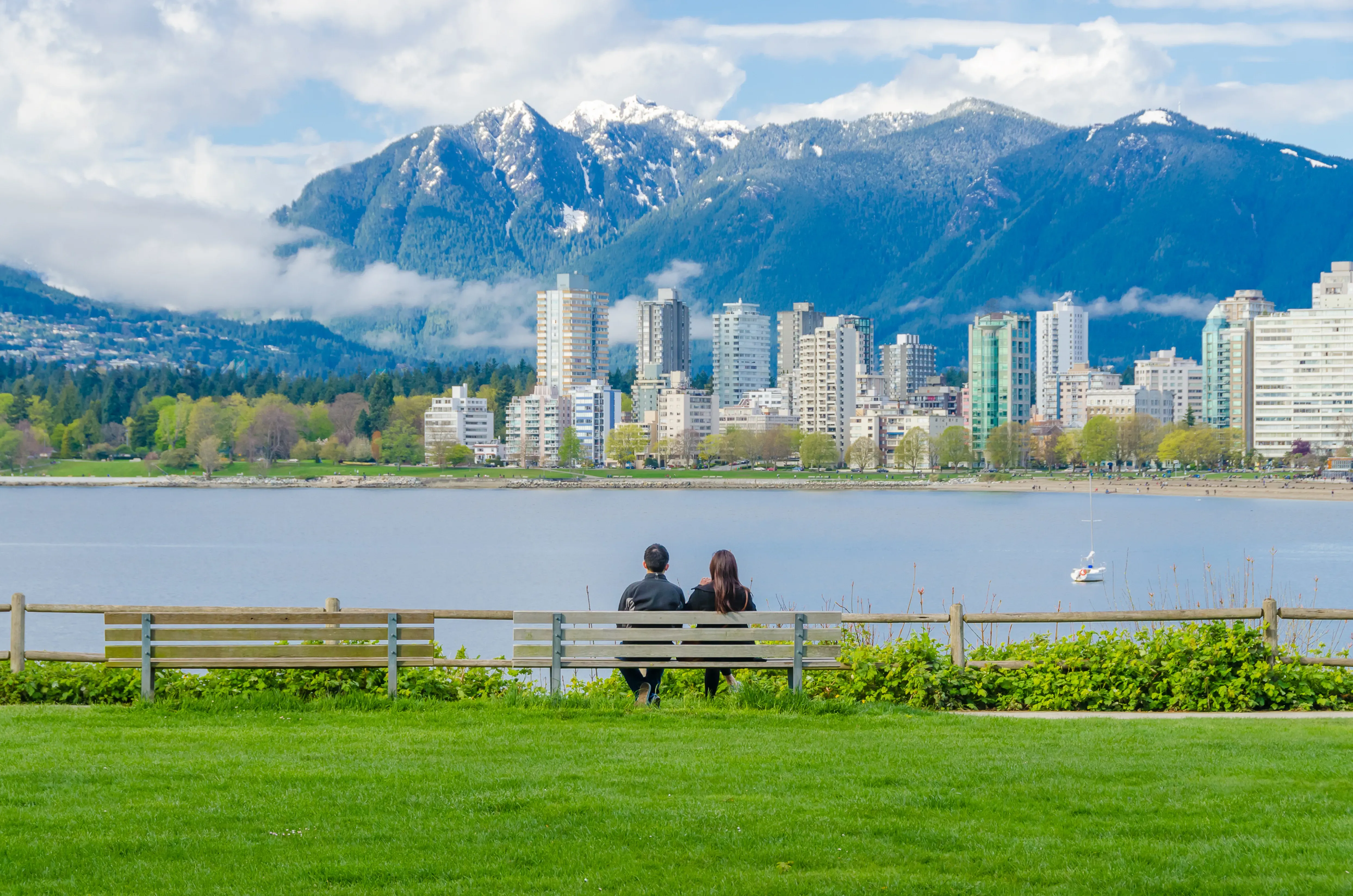 canada-vancouver-kitsilano-couple