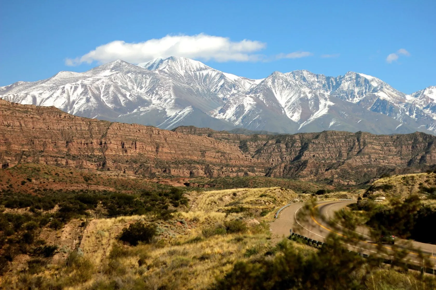 argentina-mendoza-mountains