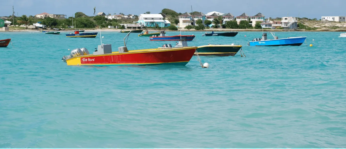 Barcos de pescadores em Anguilla
