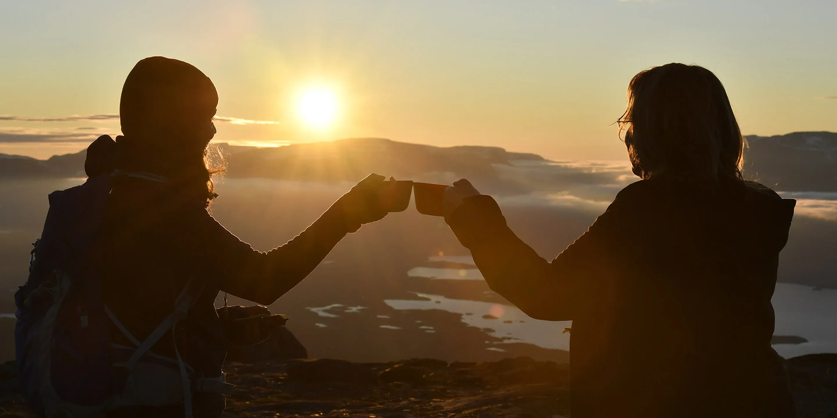 Tomando café no Sol da Meia Noite, Noruega