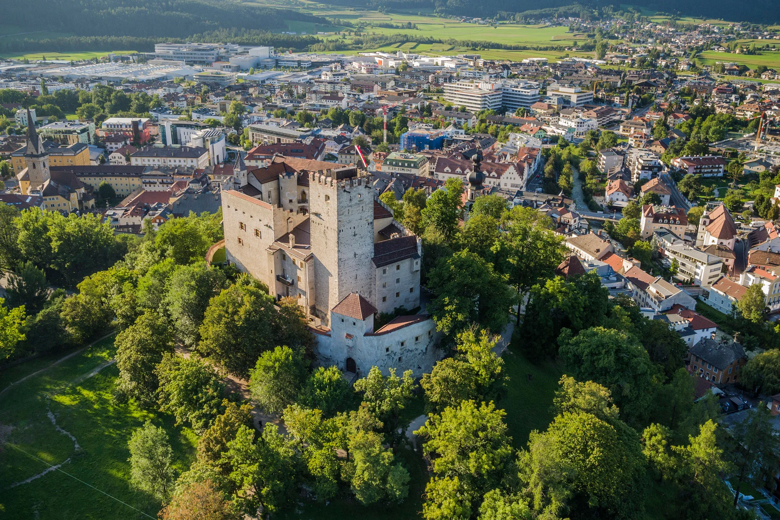 Castelo de Brunswick, Brunico, Itália