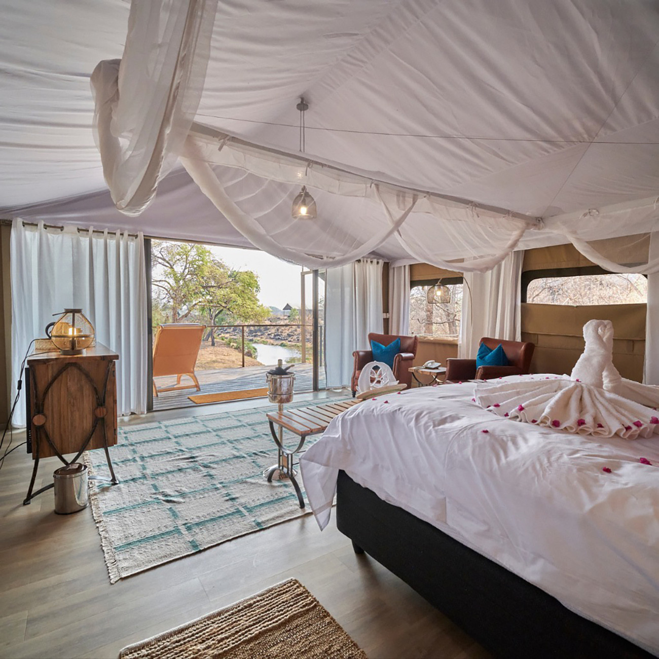 Zimbábue e Botswana Luxury com Victoria Falls & Highlights