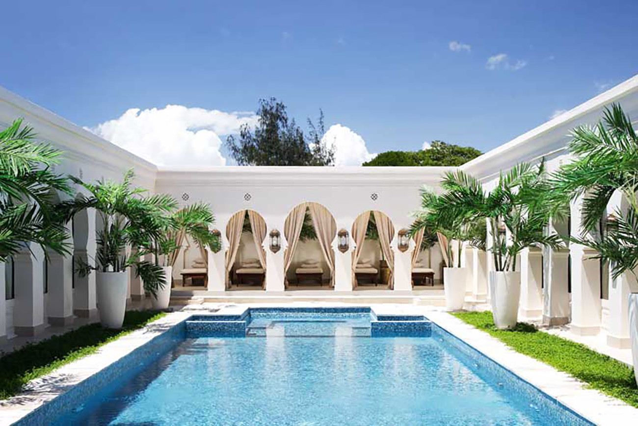 Zanzibar por Completo entre Resorts e Retiro 