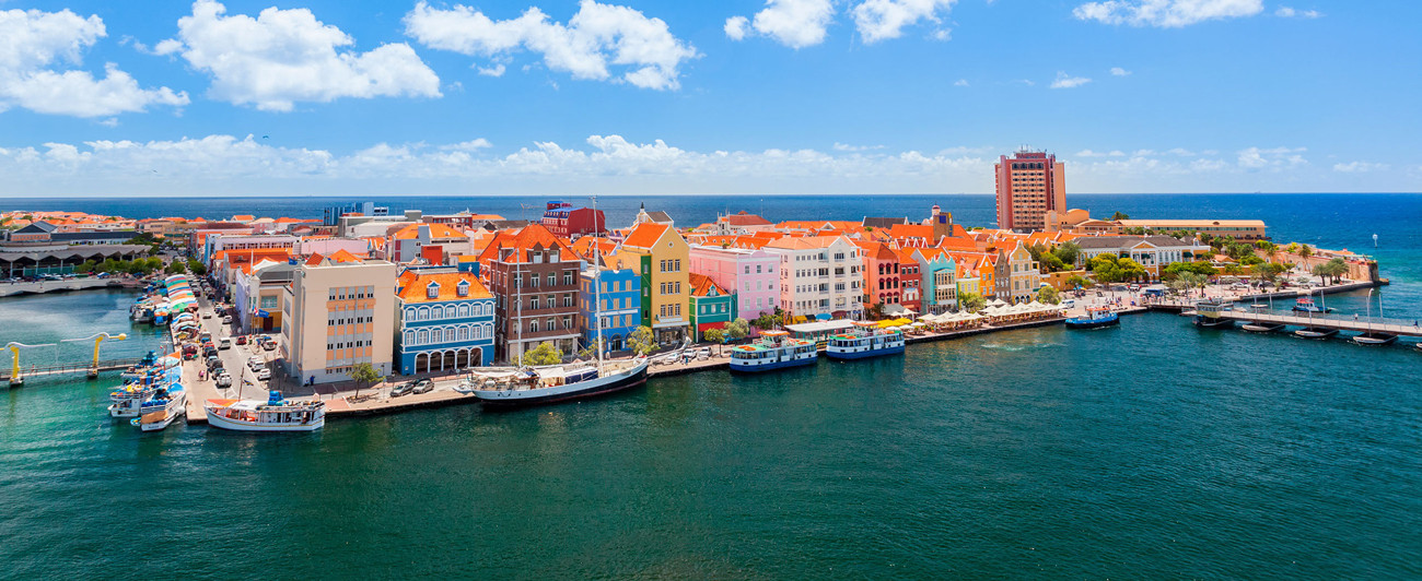 Curaçao saindo de Brasília